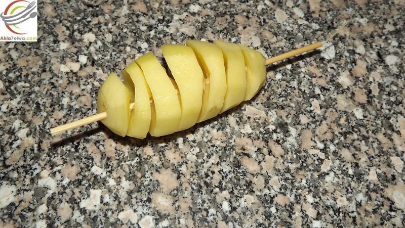 بطاطس حلزونيه بطاطس حلزونيه